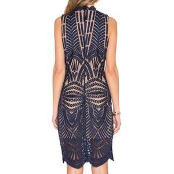 Bardot Navy Blue Embroidered Sheath Cocktail Dress Women’s Size 6 US - Picture 4 of 10